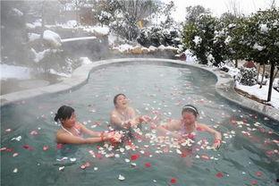 汤悦温泉爆料事件视频,揭秘背后惊人真相  第1张